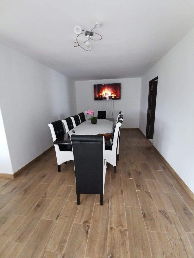 Casa De Vacanta Maga Дубова Экстерьер фото