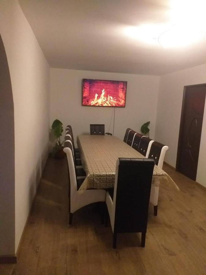 Casa De Vacanta Maga Дубова Экстерьер фото